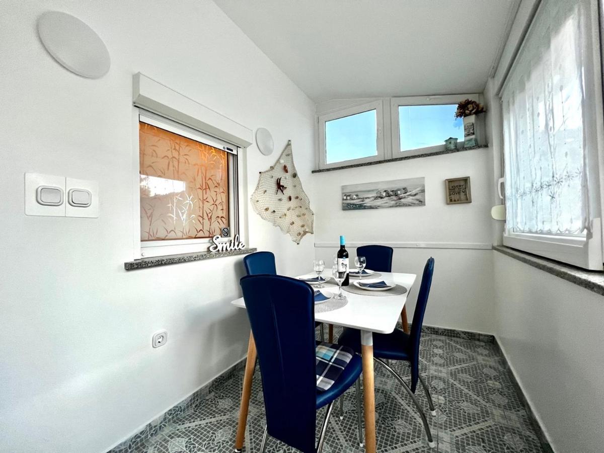 Apartman Dino Fažana Eksteriør billede